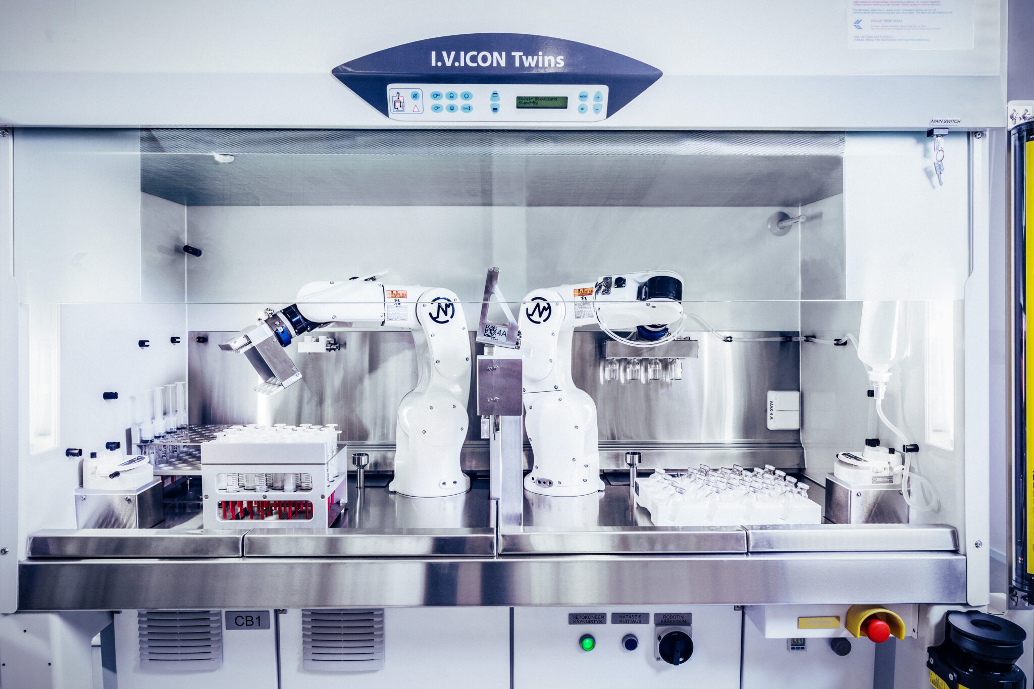 IV ICON Twins – From an antibiotic robot to a multi-function compounding platform