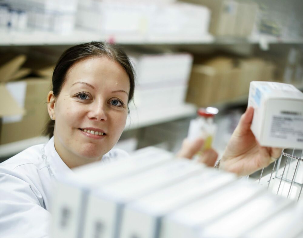 Automation in the cleanroom of a modern hospital pharmacy